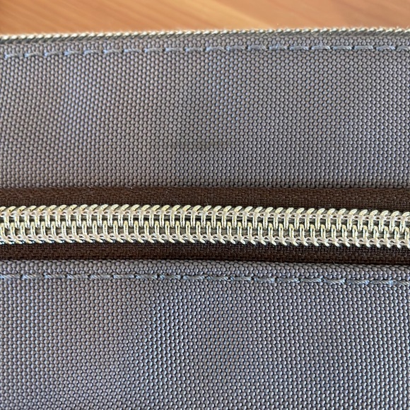 Dooney & Bourke Crossbody bag - Picture 7 of 9